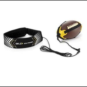 SKLZ SOLO pass and punt football trainer New in box